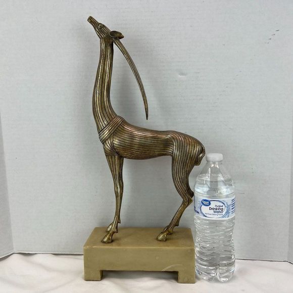 The Kindu Collection Alabaster Deer Ornament - Immaculate - Picture 2 of 8